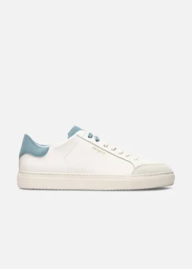 Clean 90 Triple Sneaker