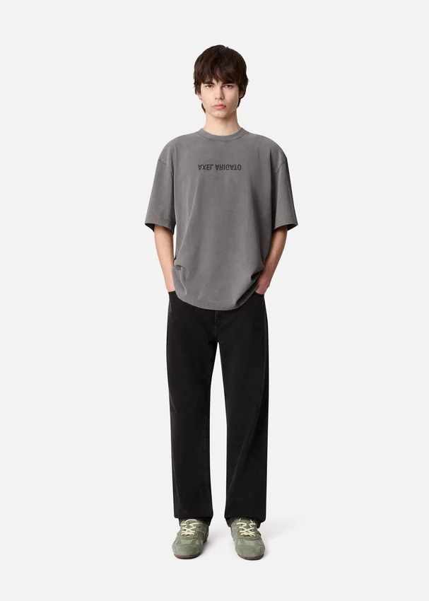 Distort gewassen T-shirt Distort gewassen T-shirt