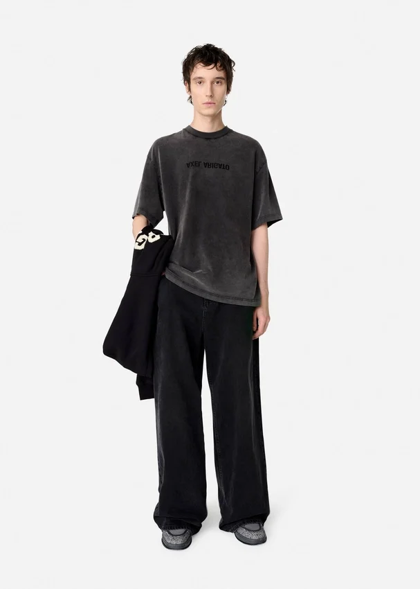 Distort gewassen T-shirt Distort gewassen T-shirt