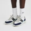 Genesis Vintage Runner