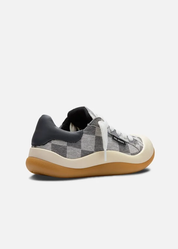 Squish Sneaker Squish Sneaker