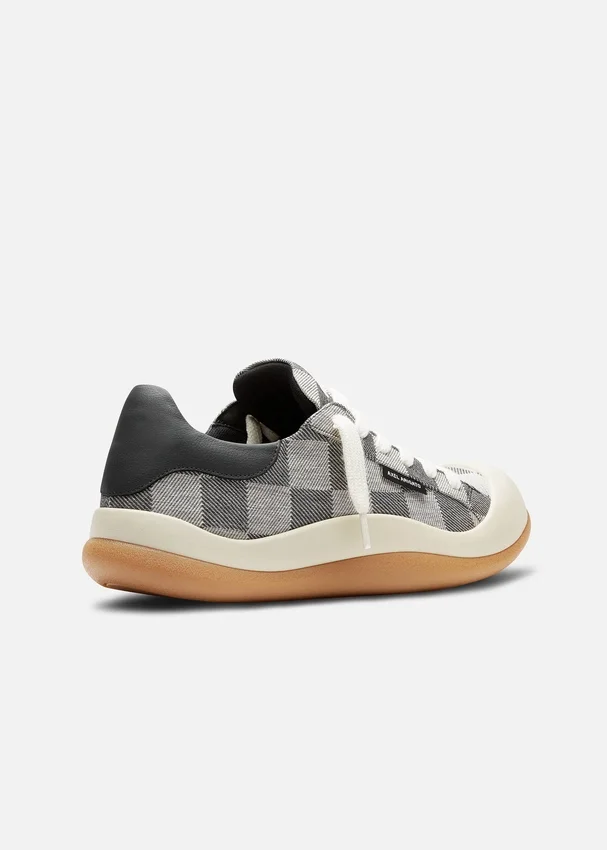 Squish Sneaker Squish Sneaker