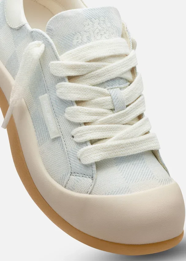 Squish Sneaker Squish Sneaker